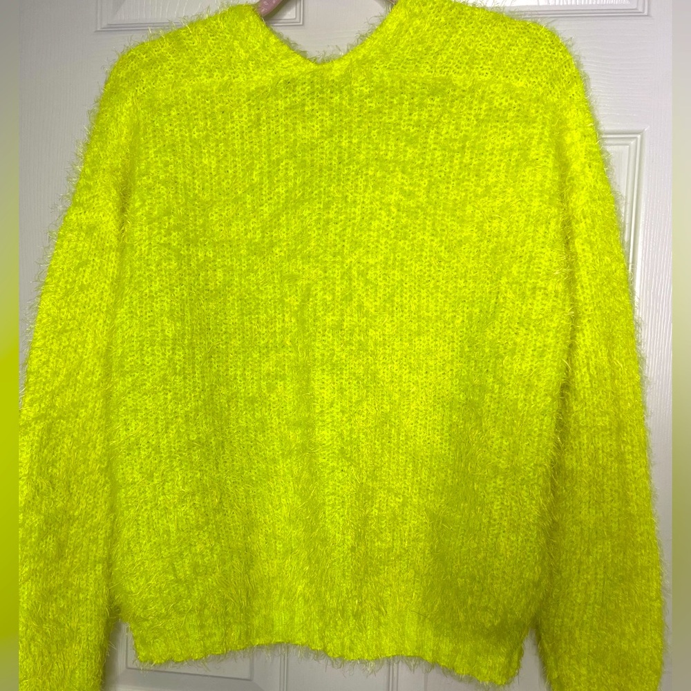 Sweater - Picture 7 of 9